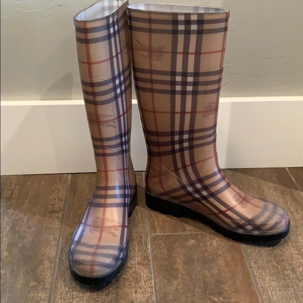 Burberry rain boots